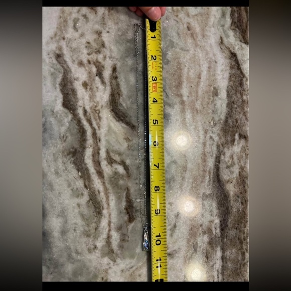 Glacier Pearl necklace - Picture 3 of 3